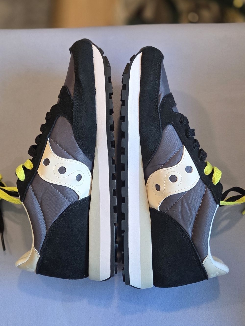 NEW Women's Saucony Jazz Sneakers - Black Suede & Gray/White/Cream - Size 7.5 US - Picture 8 of 13
